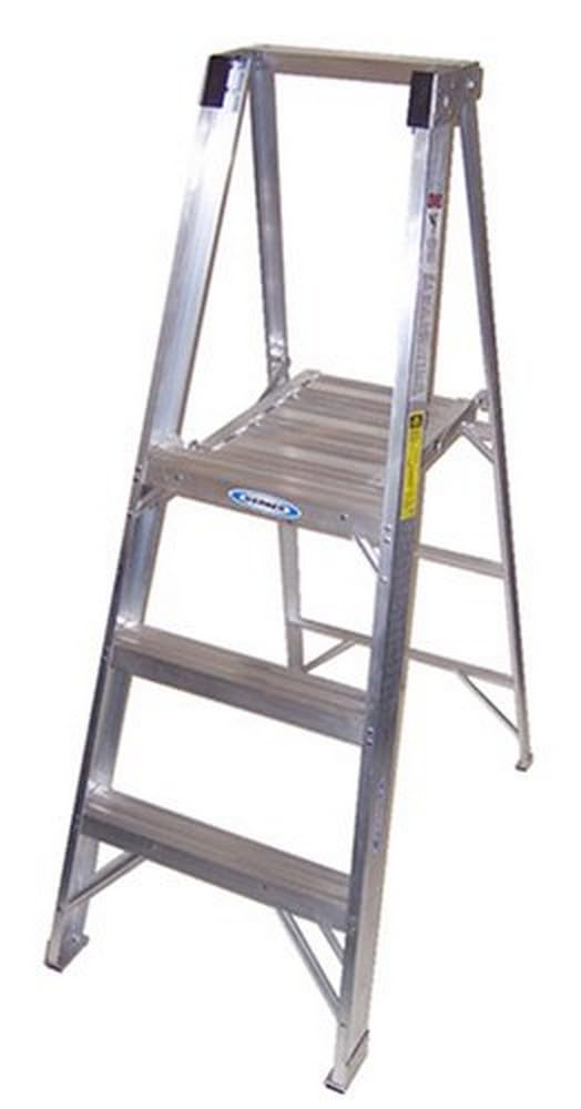 P373 WERNER Platform Stepladder,3 ft,Aluminum,300 lb