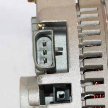 Alternator TYC Compatible with 1999-2001 Ford F- Series Pickup (Ld Dty)