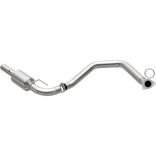 Catalytic Converter MagnaFlow 280427: OEM Grade, Direct Fit, Compatible with 2009 GMC Savana 4500 and 2009 Chevrolet Express 4500 (Federal/EPA Compliant)