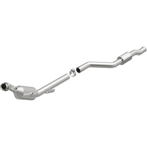 MagnaFlow 21-570 Catalytic Converter: Direct-Fit, OEM Grade, Compatible With 2007-2008 Mercedes-Benz CL550 5.5L, 2007-2011 Mercedes-Benz S550 5.5L (Federal/EPA Compliant)