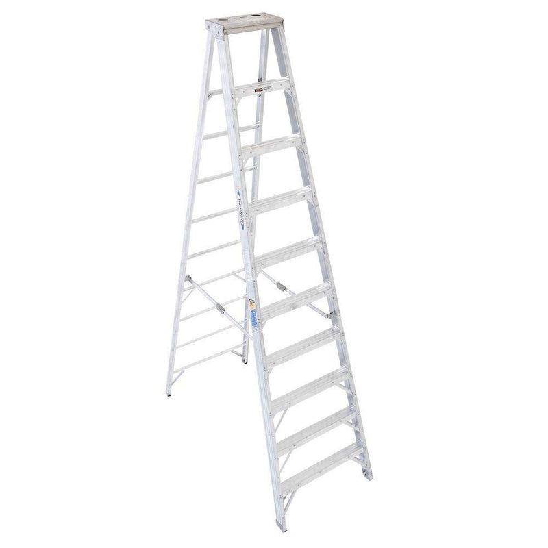 Werner 10-Foot Type IAA Aluminum Stepladder, 375-Pound Duty Rating