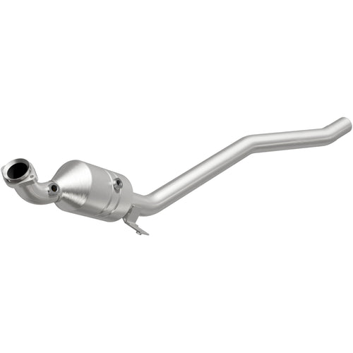 Catalytic Converter MagnaFlow 52177: OEM Grade, Direct-Fit, Compatible with 2006-2011 Mercedes-Benz R350 (Federal/EPA Compliant)