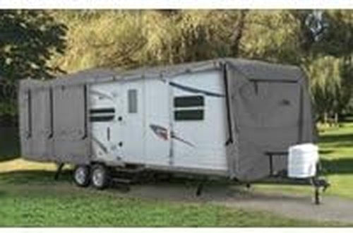 Camco 28-30-Ft ULTRAGuard Travel Trailer/Class C RV Cover - Features Zipper Entry Doors & Covered Air Vents - Crafted of Spunbond Polypropylene - Storage Bag for RV Storage and Organization (45744)