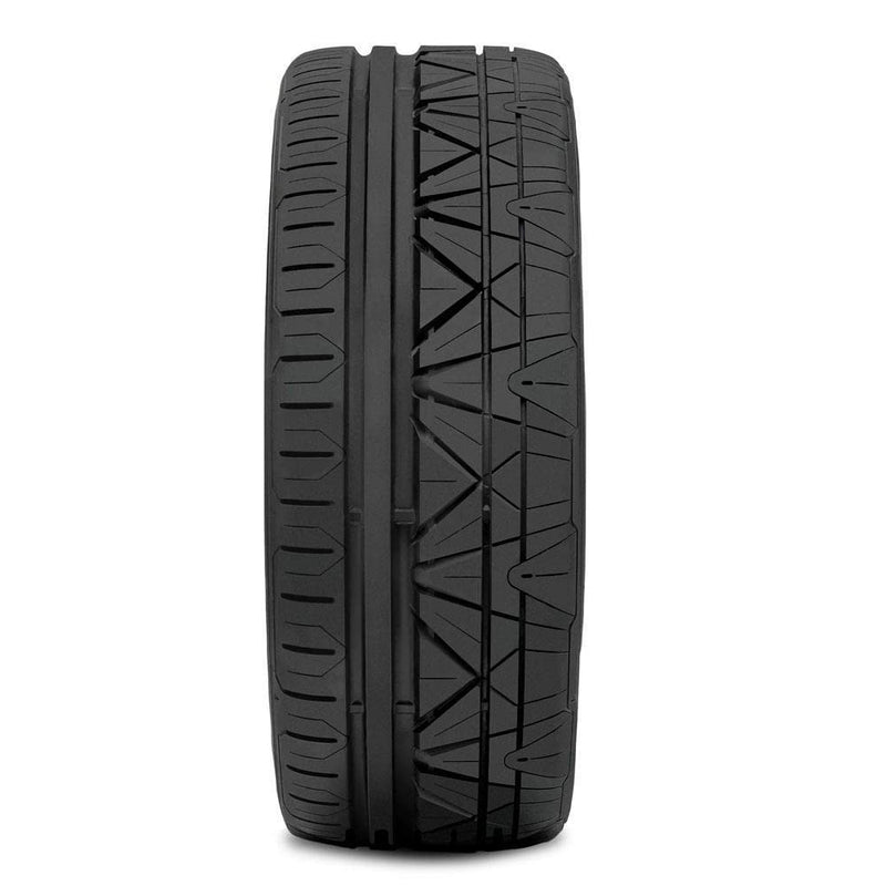 285/25ZR20 Nitto Invo 93Y