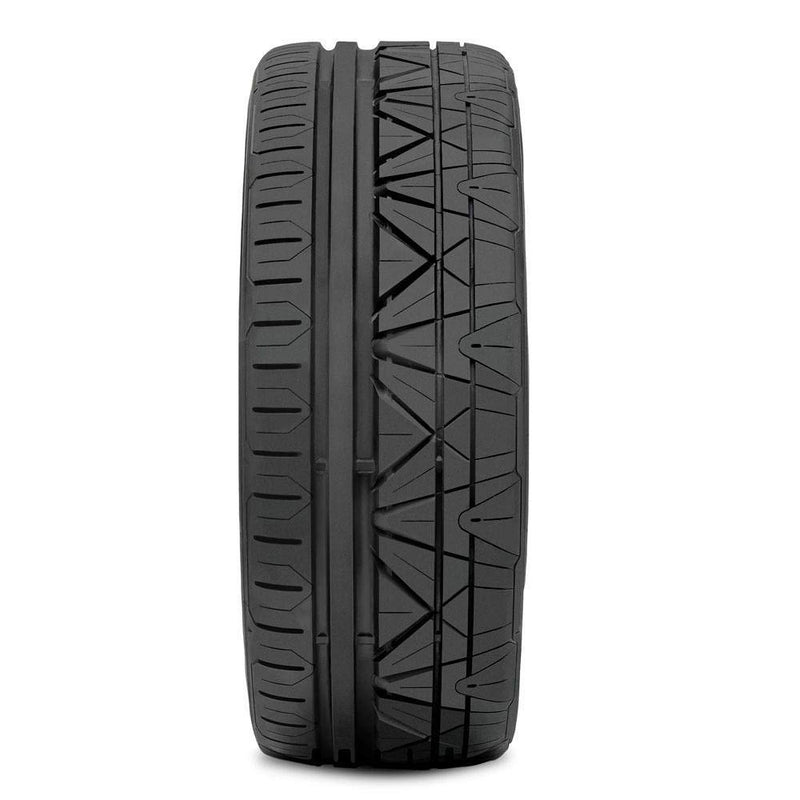 245/35ZR21 Nitto Invo 96W