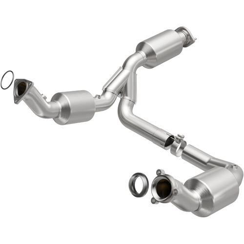 Catalytic Converter MagnaFlow 280429: OEM Grade, Direct Fit, Compatible with 2021-2023 Chevrolet Express 2500, 2021-2023 GMC Savana 3500, and More (Federal/EPA Compliant)