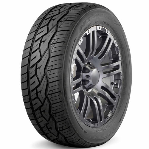 275/40R20 Nitto 106W XL NT420V BW