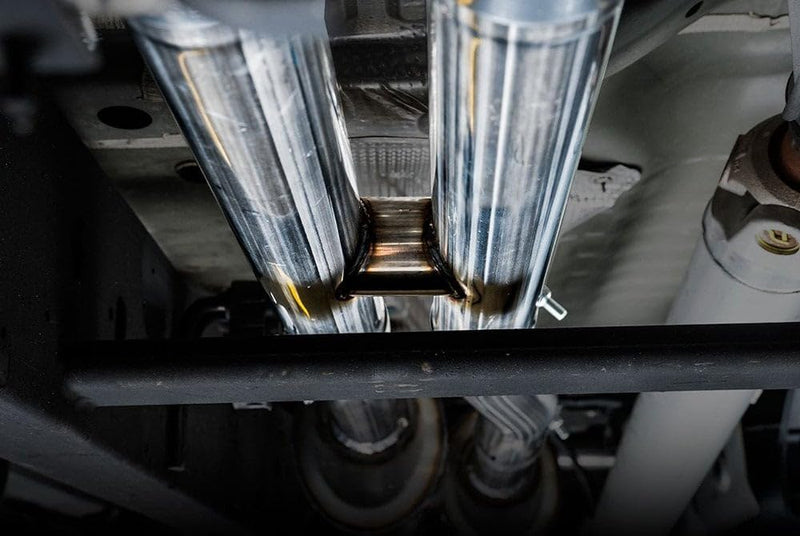4th Gen AWE Tuning GM 1500 6.2L 0FG Catback Split Rear Exit (w/Bumper Cutouts) - Quad Chrome Tips - 3015-42203