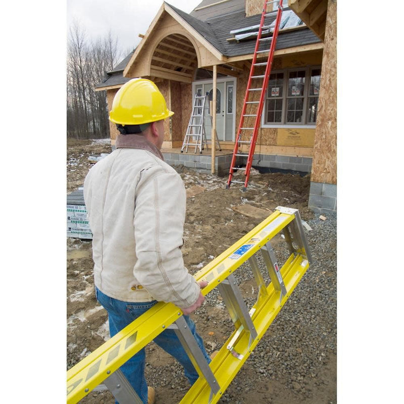 12'FBGL T-1AA Stepladder