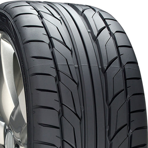 LT285/75R18 Nitto 129/126Q E/10 RIDGE GRAPPLER BW