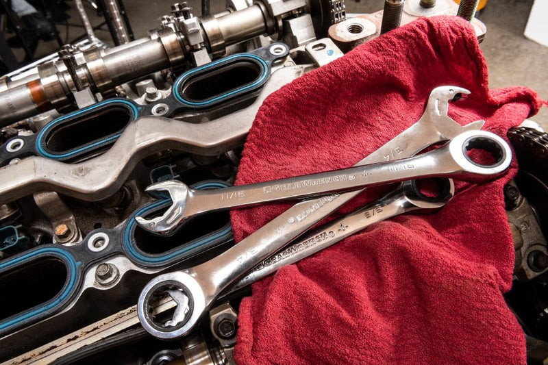 8 Pc. GEARWRENCH 12 Point Open End Ratcheting Combination SAE Wrench Set - 85599