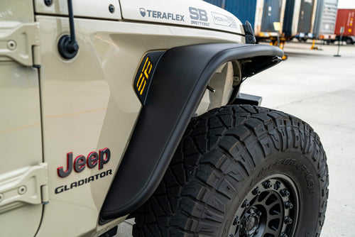 JL AND JT SmittyBilt FRONT FENDERS - SB77852