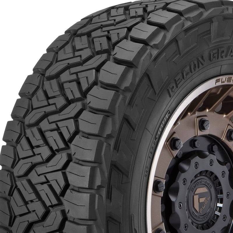 Nitto RECON GRAPPLER LT295/70R17 128R E BW