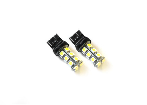 Race Sport 5050 LED RS-7443-W-5050 White 18 Chip Bulbs