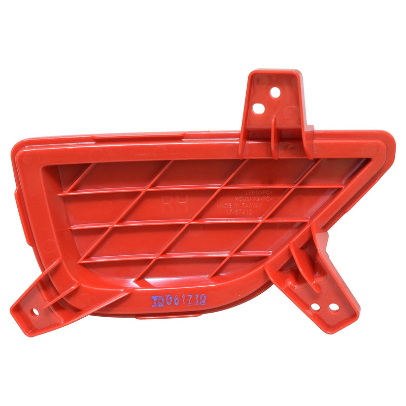 Right TYC Reflector Assembly Compatible with 2017-2019 Chevrolet Trax