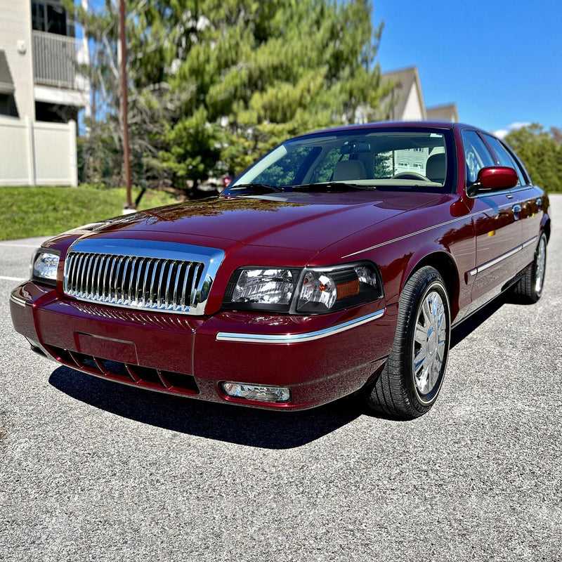 Black Headlights + Corner Lights SPEC-D TUNING Compatible with 2006-2011 Mercury Grand Marquis
