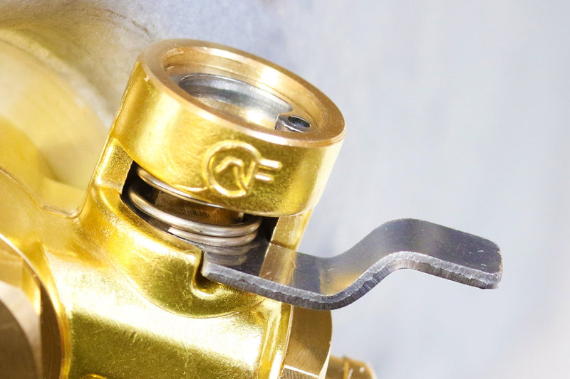 New F102SX Generation Fumoto® Valve with PF-3/8 Thread Size
