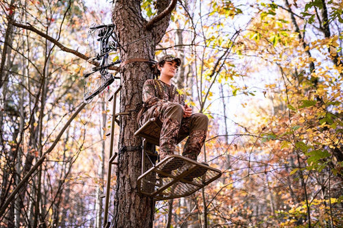 Trophy Treestands Combo Archers Roost 20' Hang On Single Person Stand with Climbing System TFC402