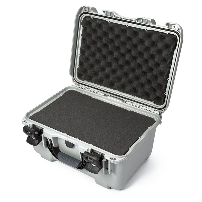 Medium Nanuk 918 Waterproof Hard Case with Foam Insert 16.9" x 12.9" x 9.3" - Silver