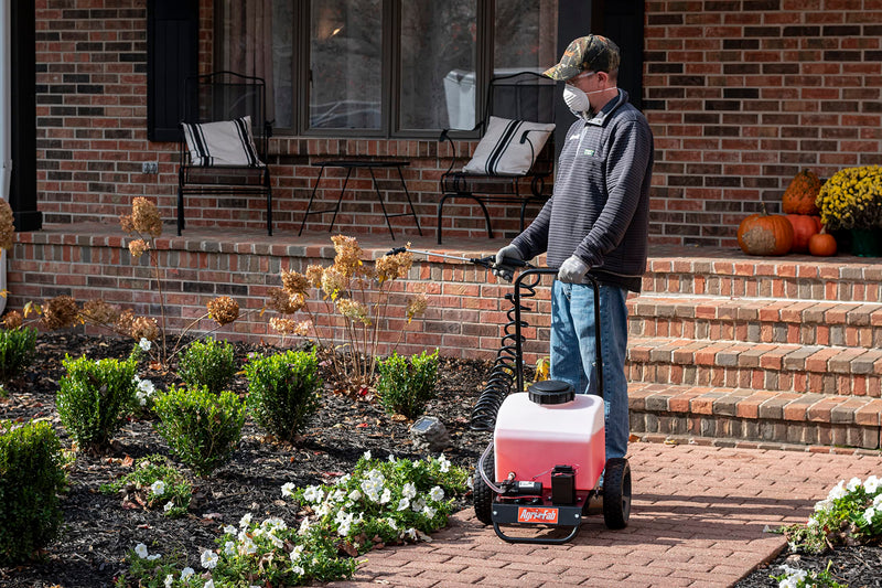 Push Agri-Fab 45-0595 Sprayer 6 - Gallon Capacity, White Tank, 1.0 GPM, 40 PSI Pump' 5 amp hr 12 Volt Battery
