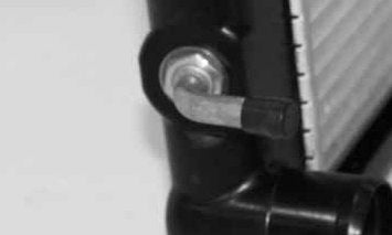 2.2L TYC 90-94 Sb Legcy A/Mt 1R Pa Rad L4