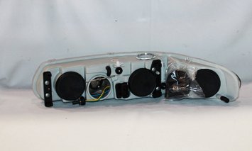 Right TYC Headlight Assembly Compatible with 1997-1997 Buick Century