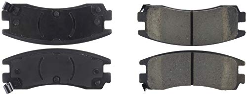 Rear StopTech 308.07140 Brake Pads with Shims and Hardware Street