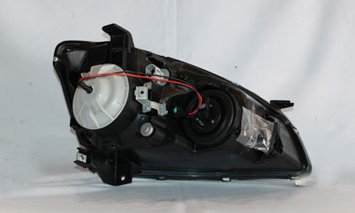 Left TYC Headlight Assembly Compatible with 2002-2004 Nissan Altima