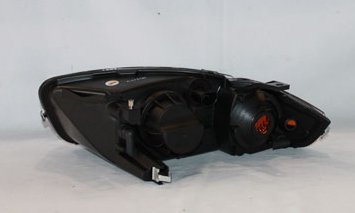 Right TYC Headlight Assembly Compatible with 2003-2005 Chevrolet Cavalier