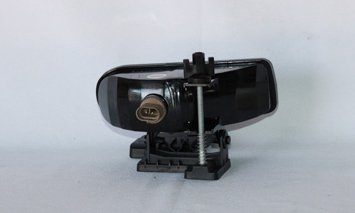 Right TYC Fog Light Assembly Compatible with 1999-2002 GMC Sierra Pickup