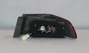 Left TYC Tail Light Assembly Compatible with 2000-2001 Toyota Camry