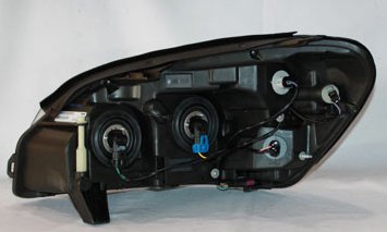 Right TYC Headlight Assembly Compatible with 2006-2011 Buick Lucerne