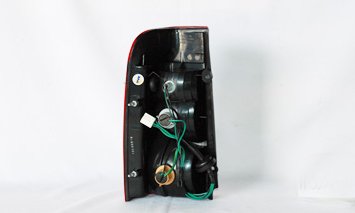 Right TYC Tail Light Assembly Compatible with 2004-2004 Nissan Xterra