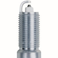 Single Champion 3570 Platinum Spark Plug. Part# 3570