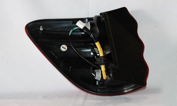 2001-2004 TOYOTA SEQUOIA NEW AUTOMOTIVE REPLACEMENT CORNER LIGHT RIGHT HAND TYC 11-6103-00