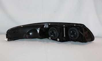 Left TYC Headlight Assembly Compatible with 2000-2004 Pontiac Bonneville