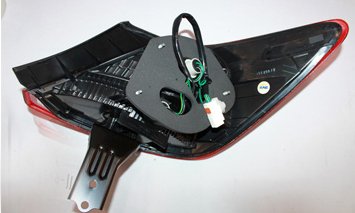 Left TYC Tail Light Assembly Compatible with 2005-2007 Toyota Avalon