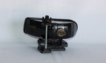 Left TYC Fog Light Assembly Compatible with 1999-2002 GMC Sierra Pickup