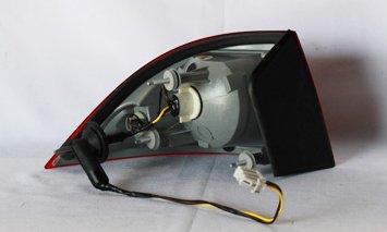 Right TYC Tail Light Assembly Compatible with 2006-2011 Buick Lucerne