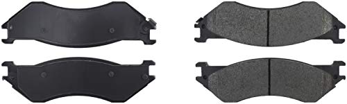 Front StopTech 308.07020 Brake Pads with Shims and Hardware Street