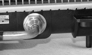Radiator TYC 2812 Compatible with 2004-2005 Subaru Forester
