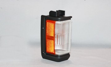 Pilot Automotive Driver Side Marker Lamp Assembly