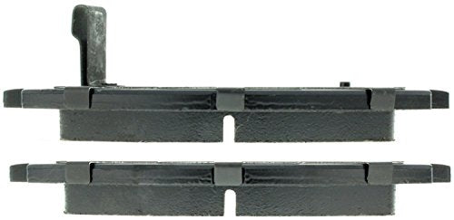 Front StopTech 308.08290 Brake Pads with Shims and Hardware Street