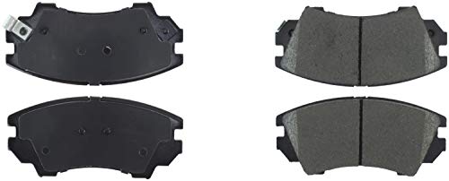 Front StopTech 308.14040 Brake Pads with Shims and Hardware Street