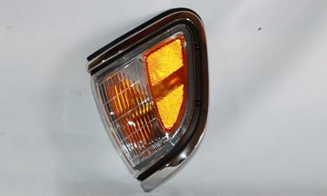 1995-1997 TOYOTA TACOMA Compatible with 4WD; CHROME REPLACEMENT PARKING SIDE MARKER LIGHT LEFT HAND TYC 18-3282-36