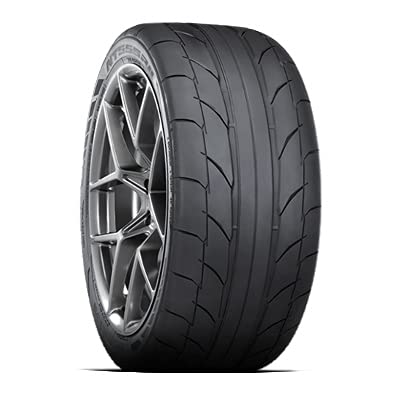 305/35ZR19 Nitto NT555RII 106W