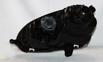 Right TYC Headlight Assembly Compatible with 2005-2010 Volkswagen Jetta