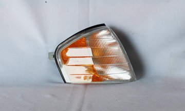 Passenger Side Pilot Automotive Park/ Signal Lamp Assembly