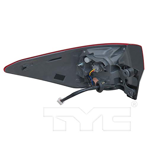 Right TYC Tail Light Assembly Compatible with 2017-2017 Toyota Highlander