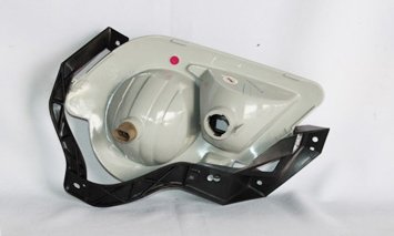 Left TYC Fog Light Assembly Compatible with 2002-2006 Chevrolet Avalanche